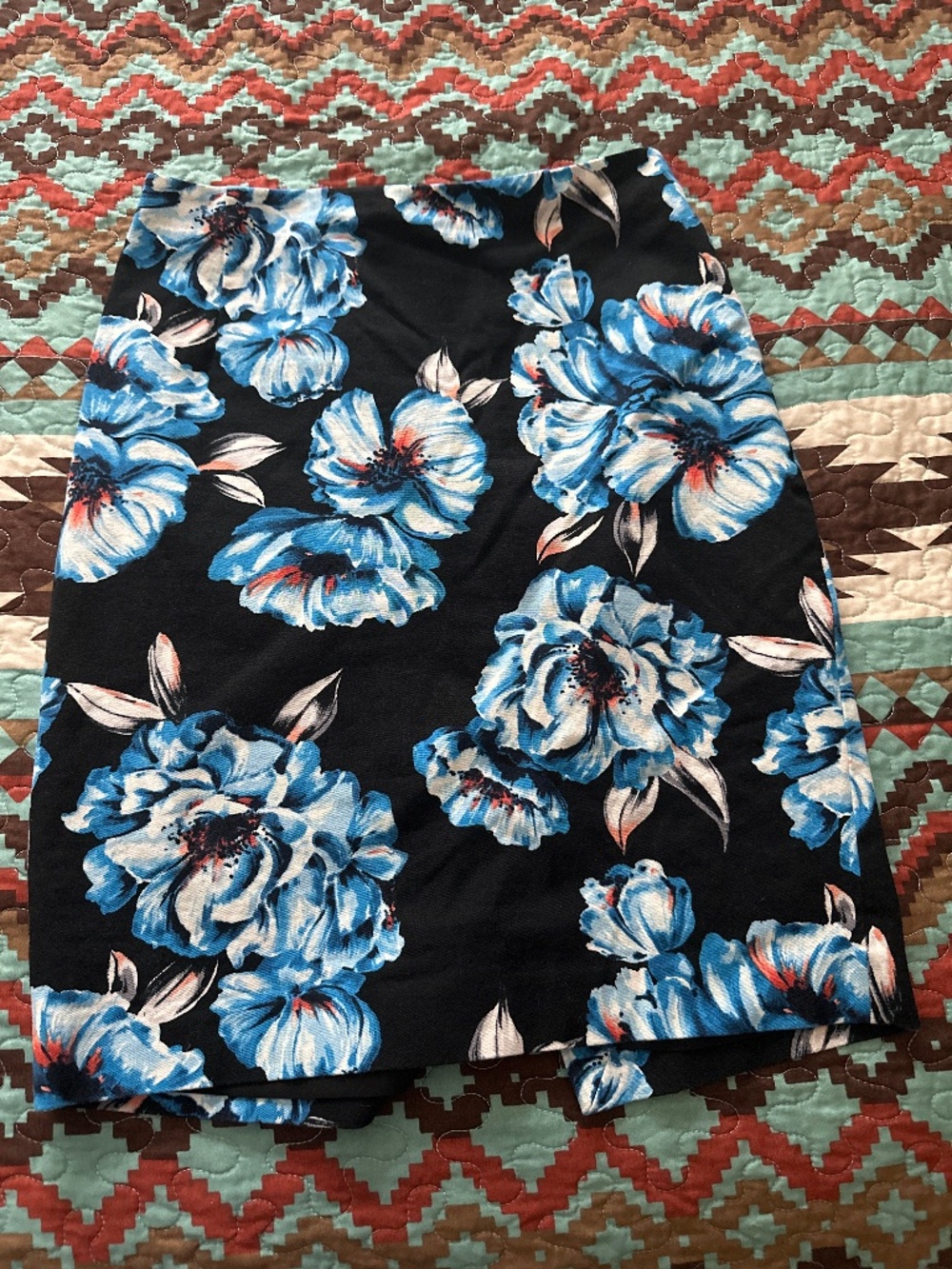 Flower pencil skirt